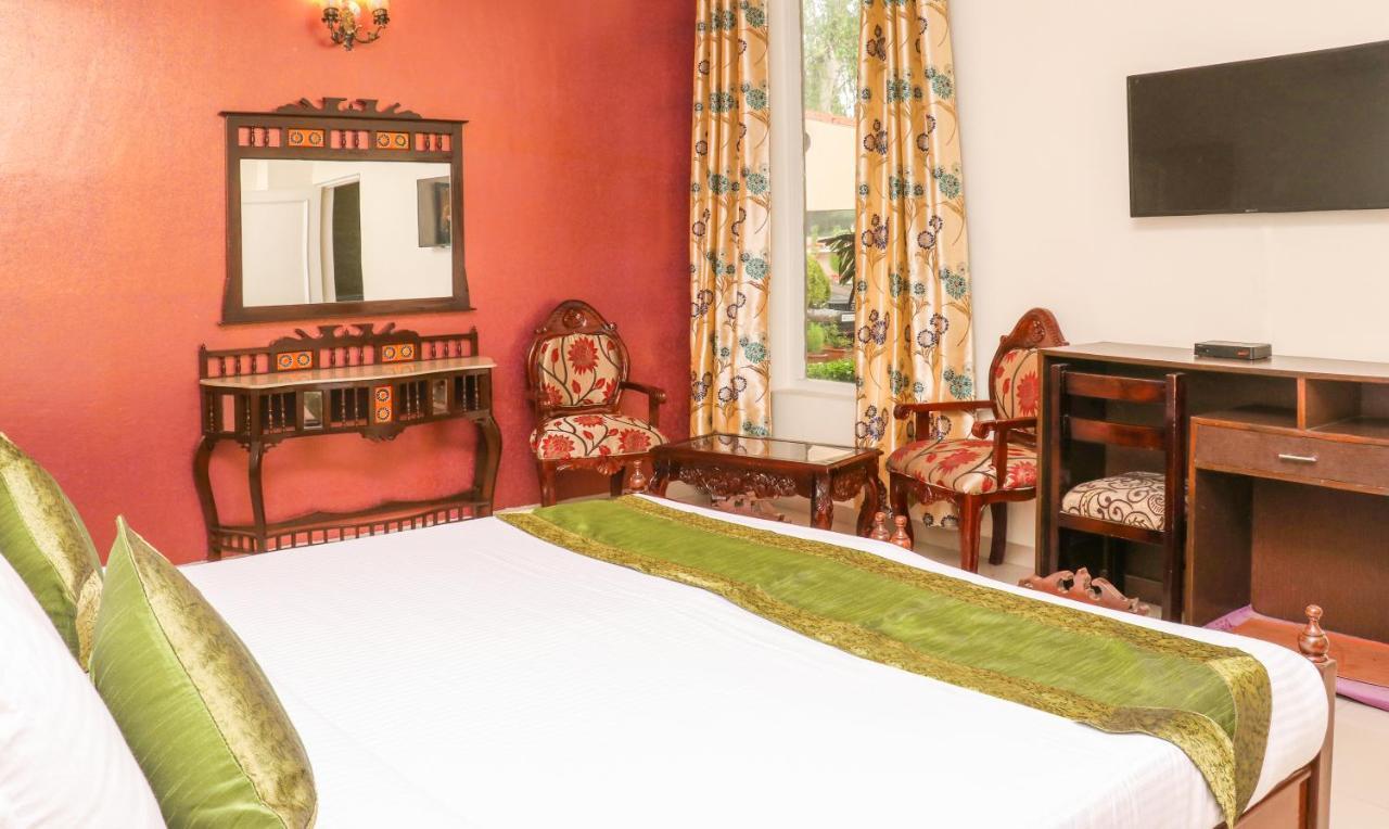 The Baghban Hotel & Resort, Baddi מראה חיצוני תמונה