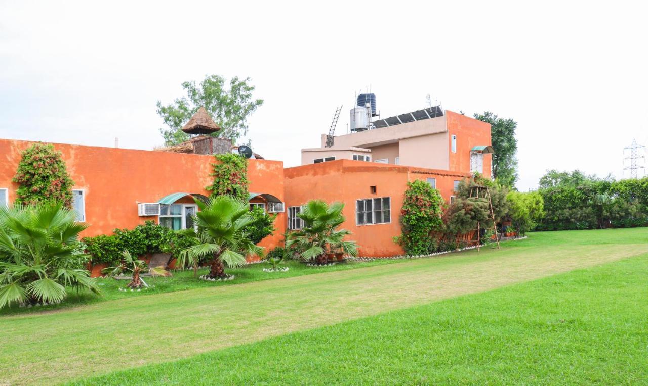 The Baghban Hotel & Resort, Baddi מראה חיצוני תמונה